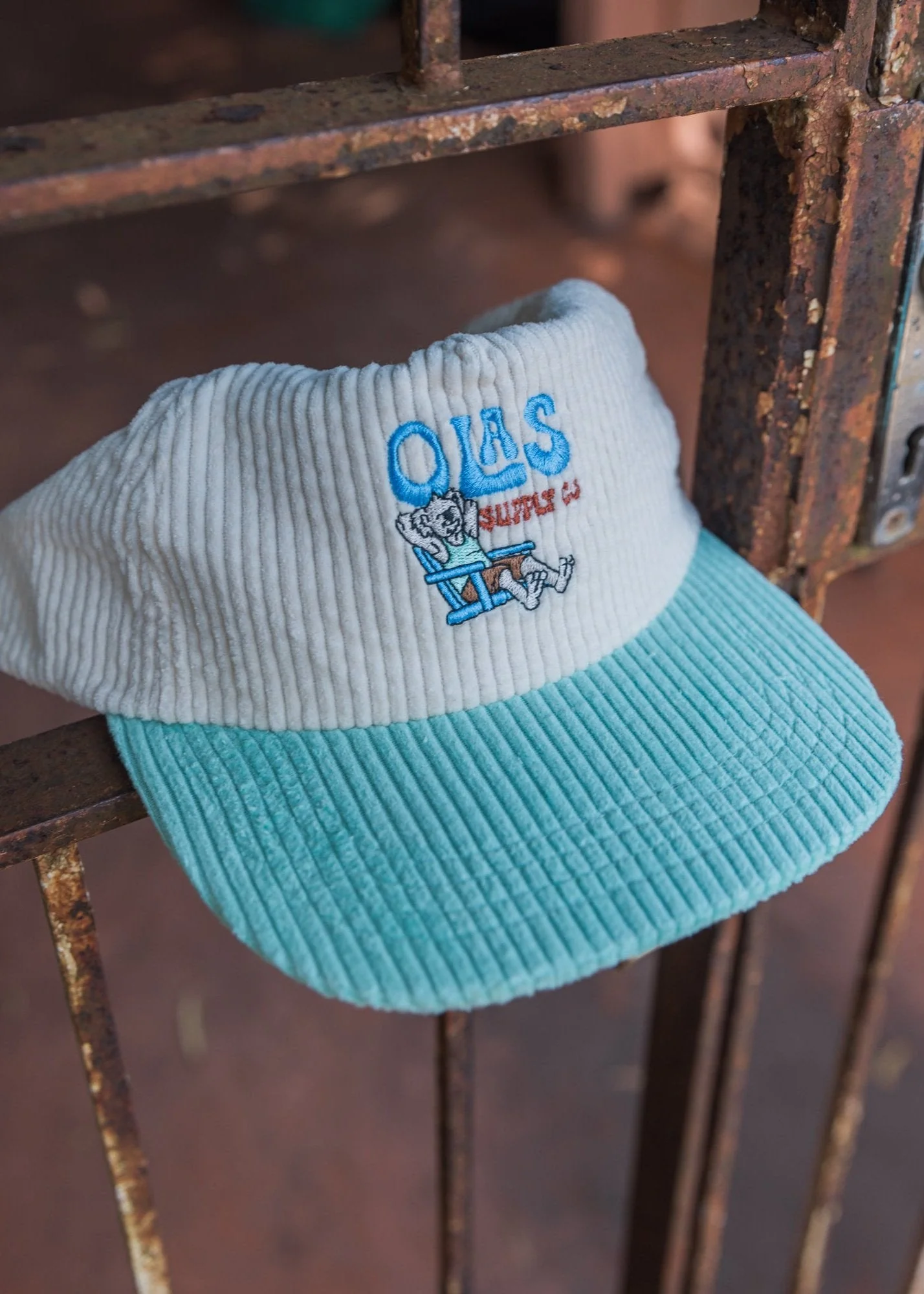 OUT OF OFFICE HAT - Image 4